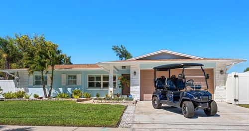 140 Highland Ave, DUNEDIN, FL, 34698-7943 | Card Image