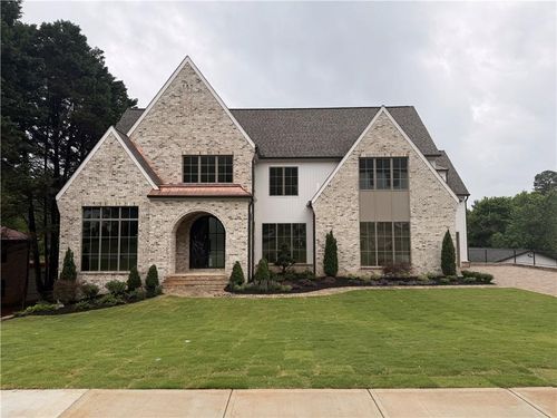 228 Thomas Cir, Roswell, GA, 30075-3443 | Card Image