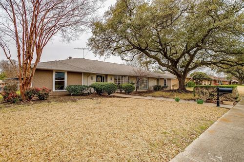 7116 Town Bluff Dr, Dallas, TX, 75248-5526 | Card Image