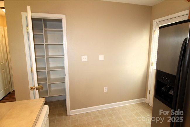 2043 Shady Pond Dr, Townhouse with 3 bedrooms, 2 bathrooms and null parking in Lake Wylie SC | Image 5