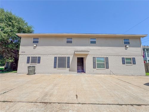c-2008 Monito Way, Bryan, TX, 77807-2319 | Card Image