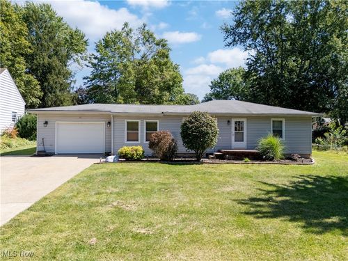 2537 Oak Hill Rd, Wooster, OH, 44691-9017 | Card Image