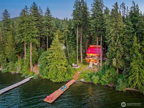 22588 Alpine Dr, Leavenworth, WA, 98826-9563 | Card Image