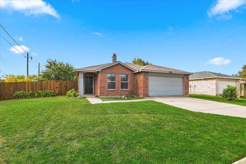 8328 Montecito Dr, Denton, TX, 76210-3860 | Card Image