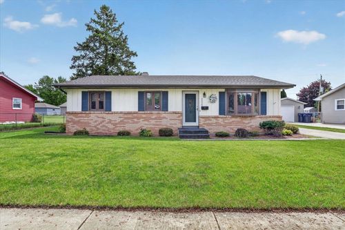 2215 S Grant Avenue, Janesville, WI, 53546 | Card Image