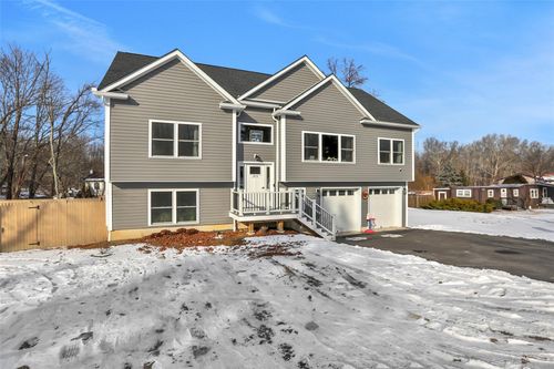 313 S Ohioville Rd, New Paltz, NY, 12561-4418 | Card Image