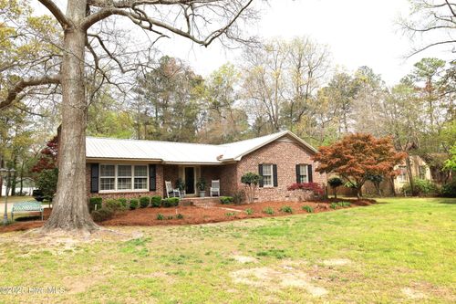 1426 Pocosin Rd, Winterville, NC, 28590-8538 | Card Image