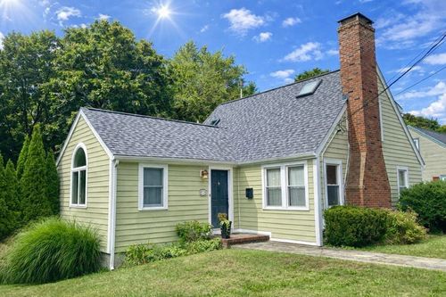 272 River St, Braintree, MA, 02184-3340 | Card Image