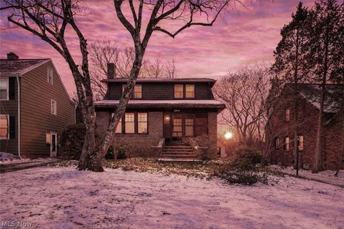 2010 E 226th St, Euclid, OH, 44117-2108 | Card Image