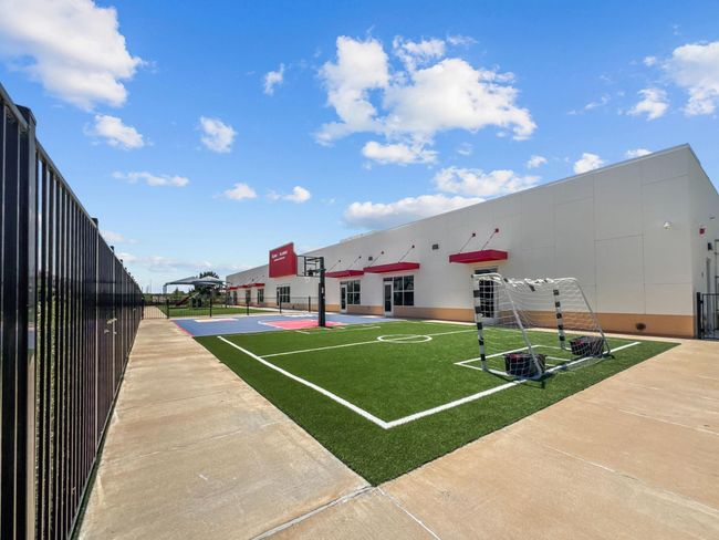 1521 Wittington Pl, Townhouse with 3 bedrooms, 3 bathrooms and null parking in Farmers Branch TX | Image 33