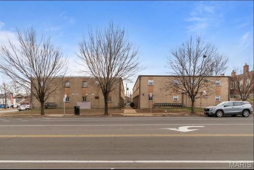 3752 Chippewa St, Saint Louis, MO, 63116-4674 | Card Image