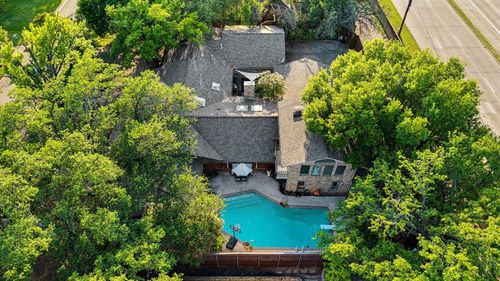 6517 Briarmeade Dr, Dallas, TX, 75254-7911 | Card Image