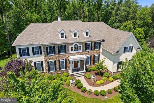 3917 Woodland Dr, NEWTOWN SQUARE, PA, 19073-1092 | Card Image
