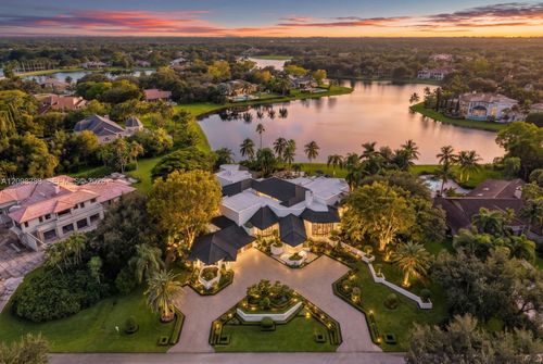 2965 Surrey Ln, Weston, FL, 33331-3019 | Card Image