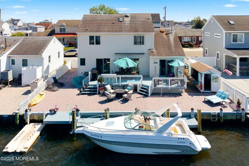 3424 Thistle Ave, Toms River, NJ, 08753-4848 | Card Image