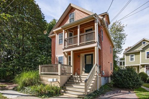 2-139-137 Thorndike St, Arlington, MA, 02474-8709 | Card Image