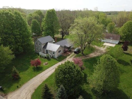 3151 E Bacon Rd, Hillsdale, MI, 49242-8709 | Card Image