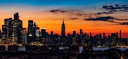 100 Manhattan Ave, Union City, NJ, 07087-5240 | Card Image