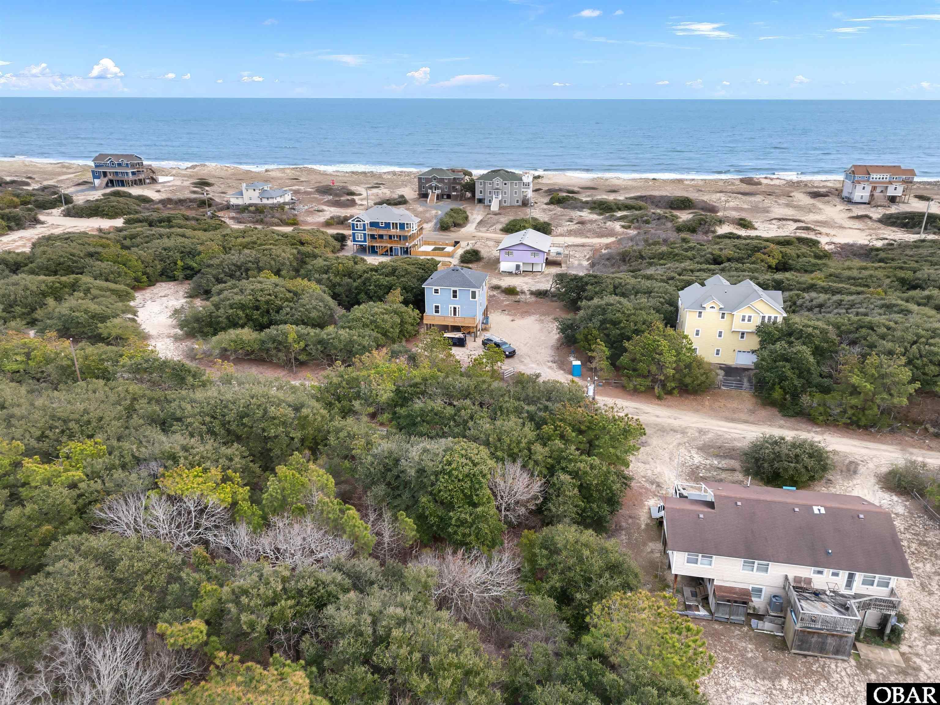 Land in Corolla 4
