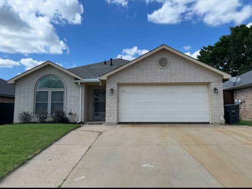 9005 Stillwater Trail, Fort Worth, TX, 76118 | Card Image