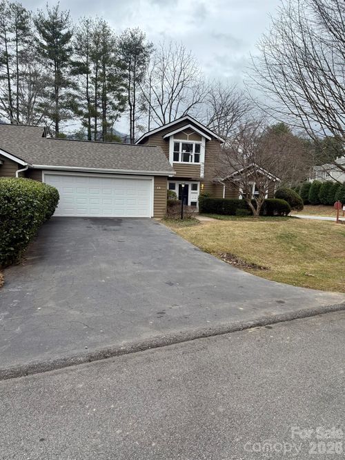 13 Laurel Place Dr, Asheville, NC, 28803-9574 | Card Image
