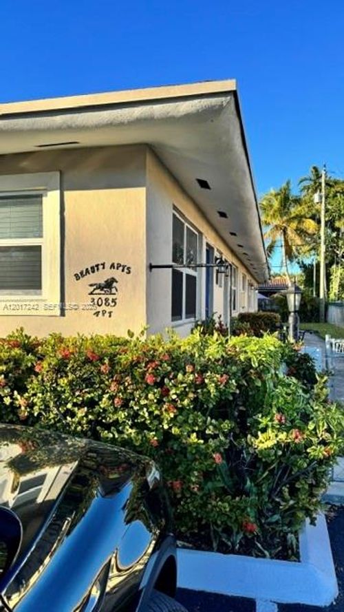 2-3085 W Flagler St, Miami, FL, 33135-1202 | Card Image