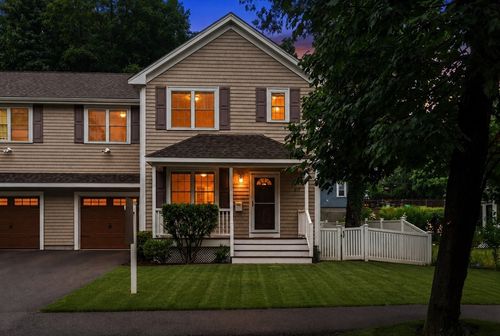 87-87-89 Ossipee Rd, Newton, MA, 02464-1437 | Card Image