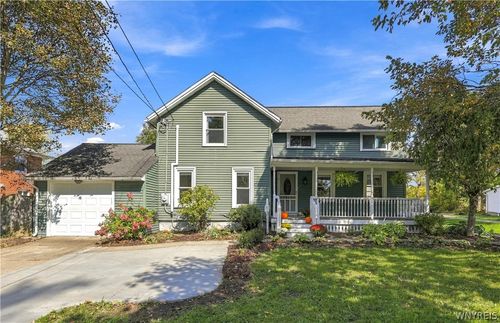 75 Long Ave, Hamburg, NY, 14075-6208 | Card Image