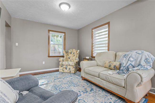 2119 Dartmore St, House other with 4 bedrooms, 2 bathrooms and null parking in Pittsburgh PA | Image 9
