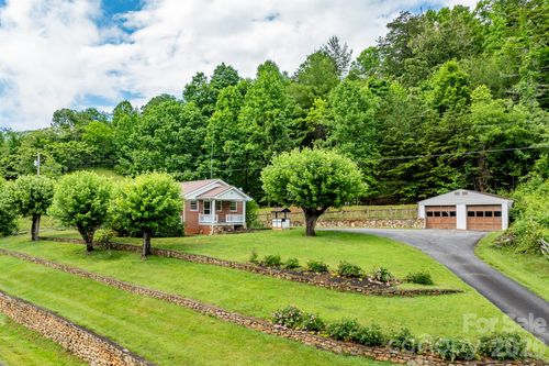 302 Sprinkle Branch Rd, Marshall, NC, 28753-6106 | Card Image