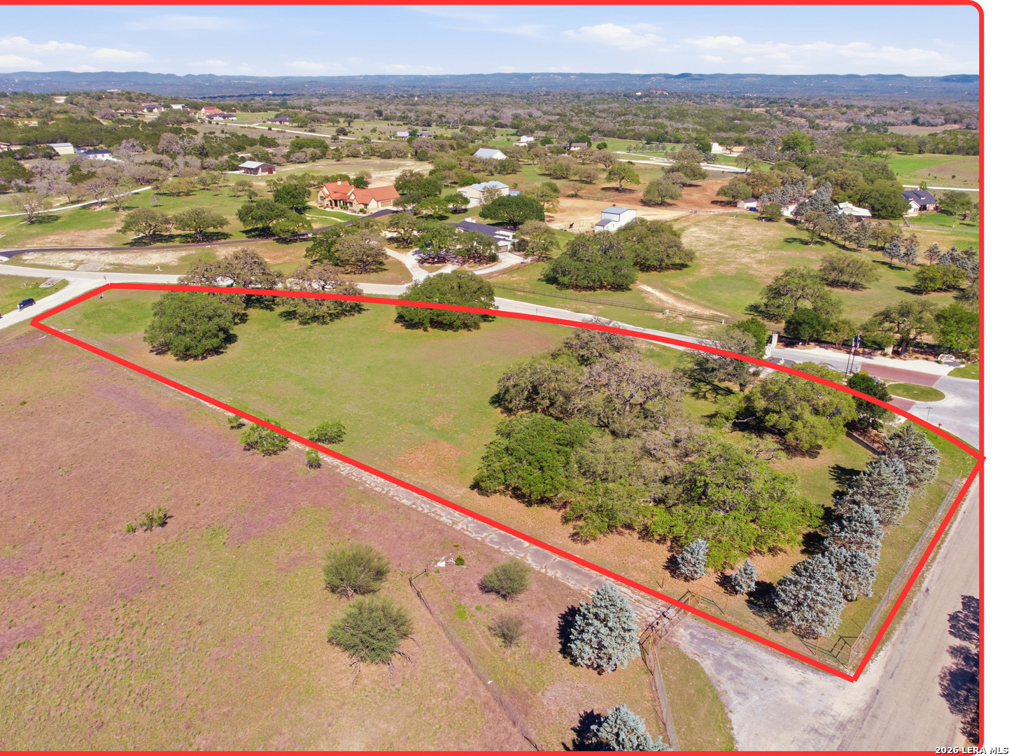 Land in Bandera 4