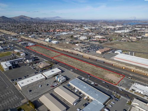 NKA W Clearwater Ave, Kennewick, WA, 99336 | Card Image