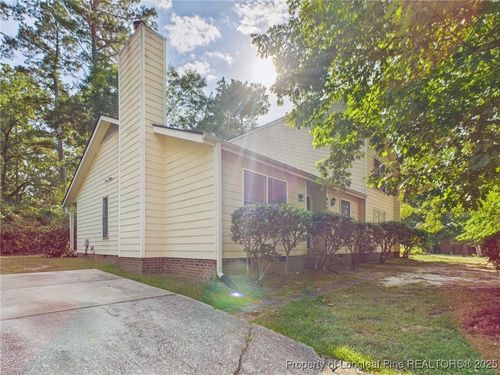 6325 Marykirk Dr, Fayetteville, NC, 28304-2885 | Card Image