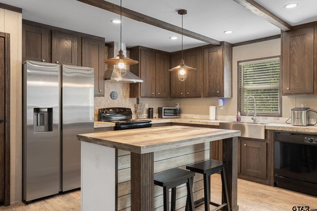 631 Red Bud Cir, House other with 4 bedrooms, 2 bathrooms and null parking in Bullard TX | Image 7
