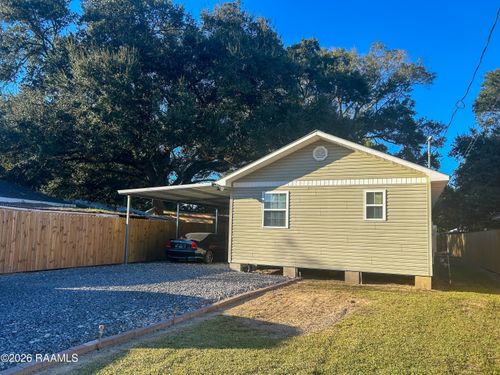 1015 E Jeanette St, Crowley, LA, 70526-6458 | Card Image