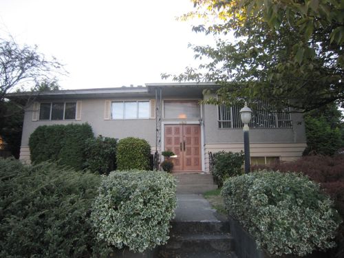 4949 Pioneer Ave, Burnaby, BC, V5G3J5 | Card Image