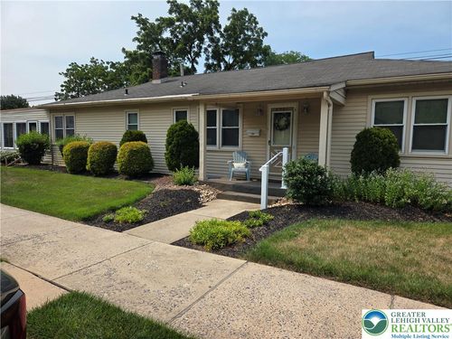 2301 W Walnut Street, Allentown City, PA, 18104 | Card Image