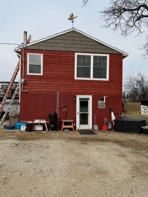 W8690 Lake Road Road, Richmond, WI, 53115 | Card Image
