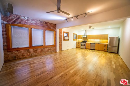 10-8 Brooks Ave, Venice, CA, 90291-3226 | Card Image