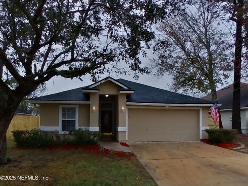 1695 Northglen Cir, Middleburg, FL, 32068-6586 | Card Image