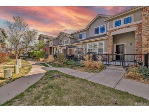 1877 S Buchanan Cir, Aurora, CO, 80018-6019 | Card Image