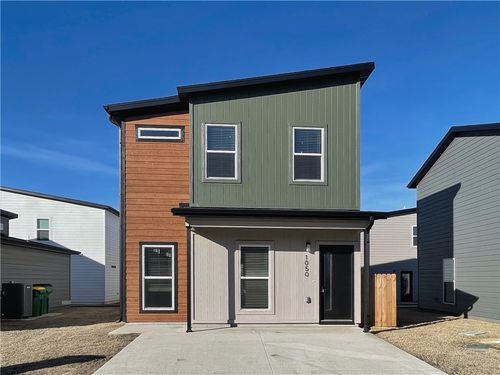 1050 States Avenue, Bentonville, AR, 72713 | Card Image