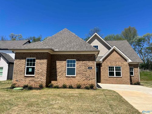 121 Fairway Pass, Meridianville, AL, 35759-3200 | Card Image