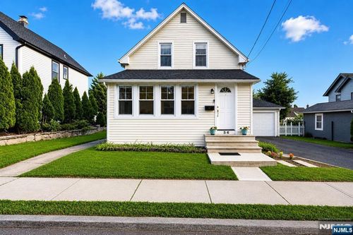 56 Bergen Ave, Bergenfield, NJ, 07621-2311 | Card Image