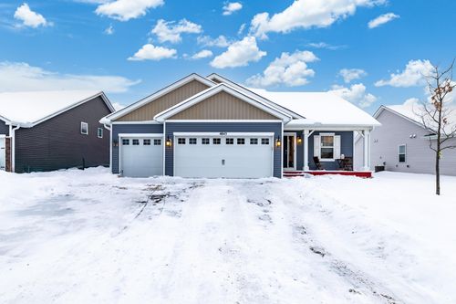 4845 Empress Ave N, Hugo, MN, 55038-4711 | Card Image