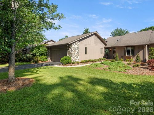 20 Clubside Dr, Asheville, NC, 28804-1800 | Card Image