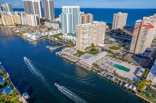 10g-1985 S Ocean Dr, Hallandale Beach, FL, 33009-5988 | Card Image