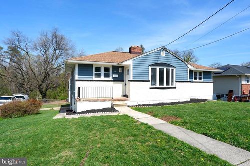 18 Magnolia Ave, GLEN BURNIE, MD, 21061-1952 | Card Image