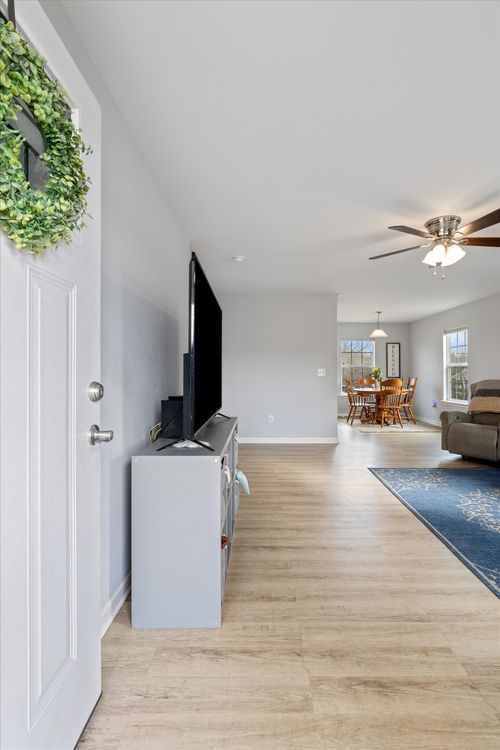 426 Edgewood St, Alexandria, TN, 37012-5060 | Card Image