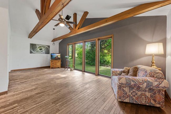 Spacious living room | Image 23